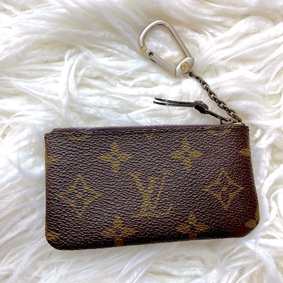 Louis Vuitton Handbags - Rare Louis Vuitton monogram cles wallet card holder key pouch